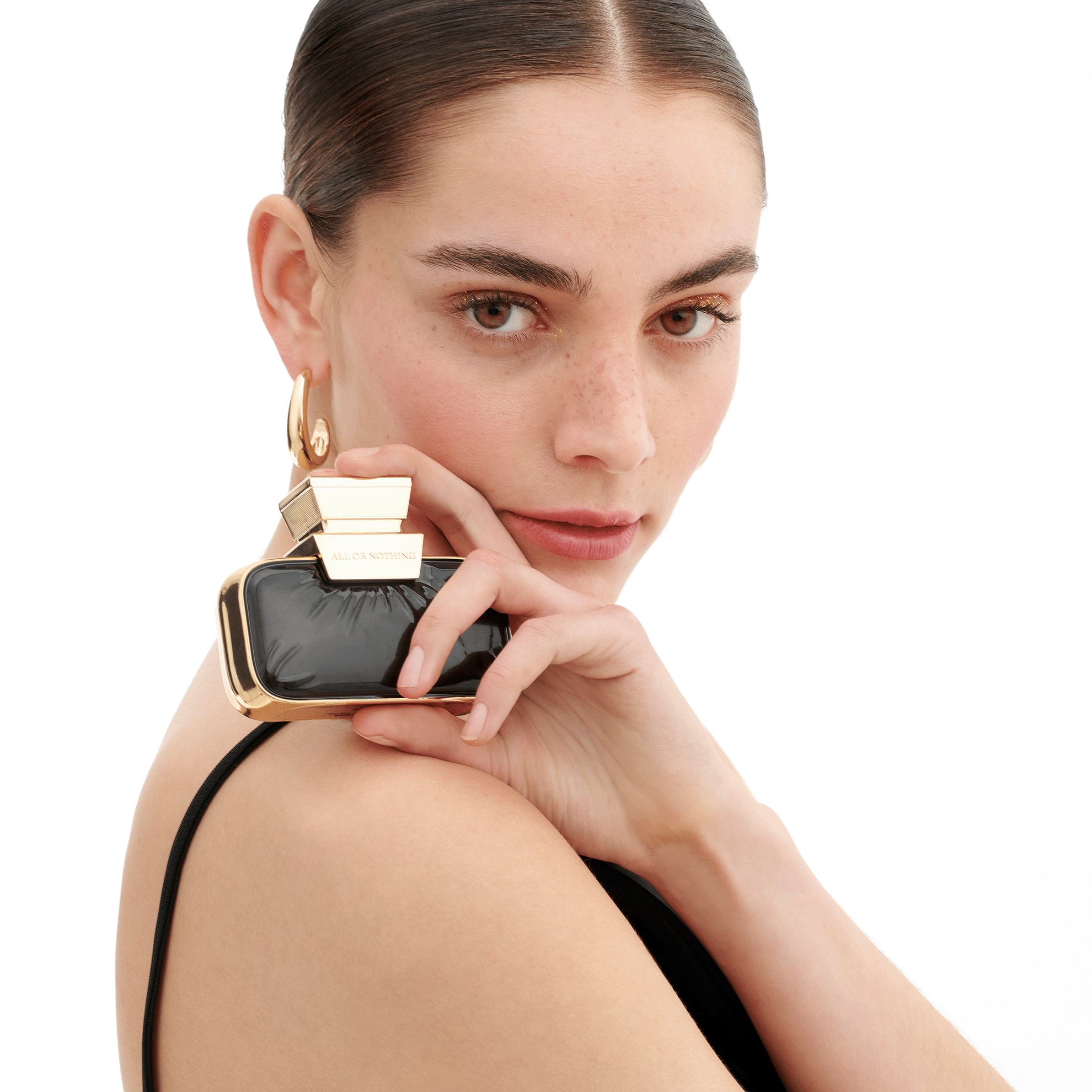 https://media-cdn.oriflame.cn/productImage?externalMediaId=product-management-media%2fProducts%2f35679%2f35679_6.png&MediaId=17981560&Version=3